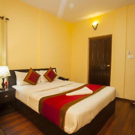 Hotel Aerotech Near Igi Airport Yeni Delhi Dış mekan fotoğraf
